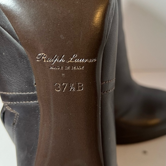 Ralph Lauren Calfskin Codita Bootie, Size 37.5B / 7.5B - Picture 5 of 7